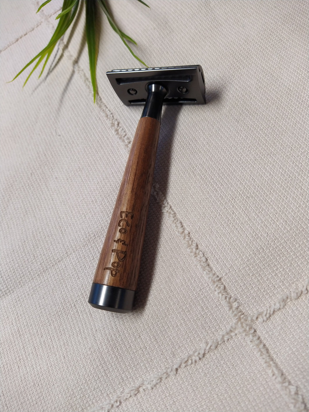 Eco&Pop Premium safety razor, Walnut/Black